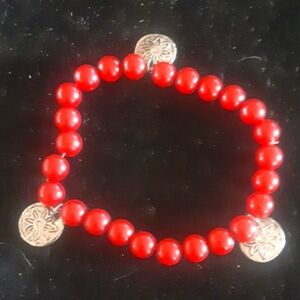 Elegant Red Beaded Bracelet with Silver Tone Accents